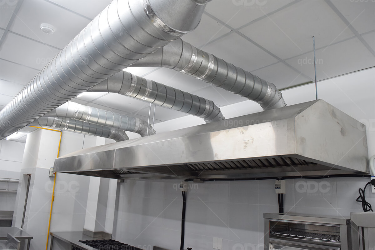 Thi công hút khói nhà hàng