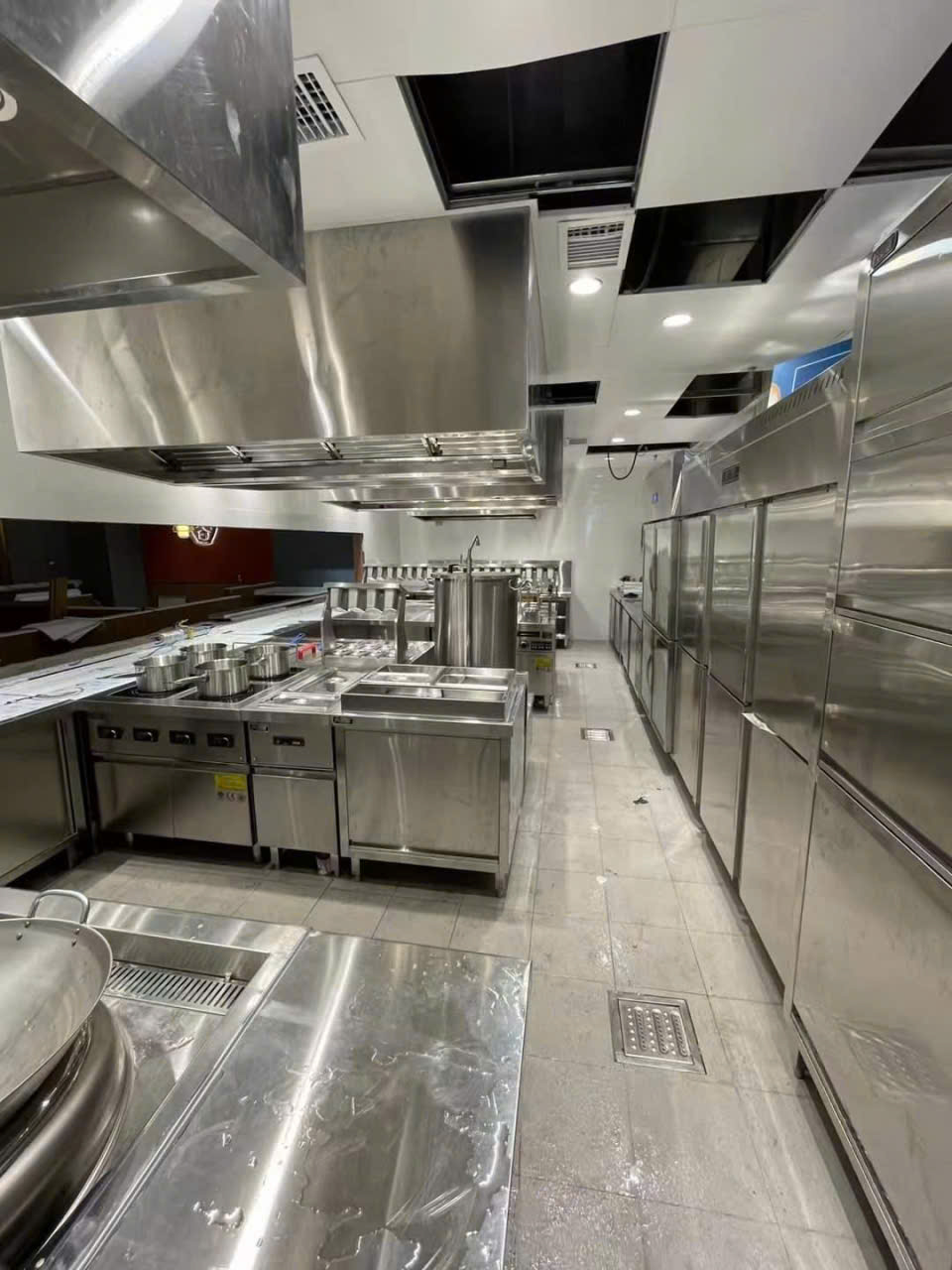 Khu sơ chế theo luồng HACCP tách sống chín căn tin nhà máy